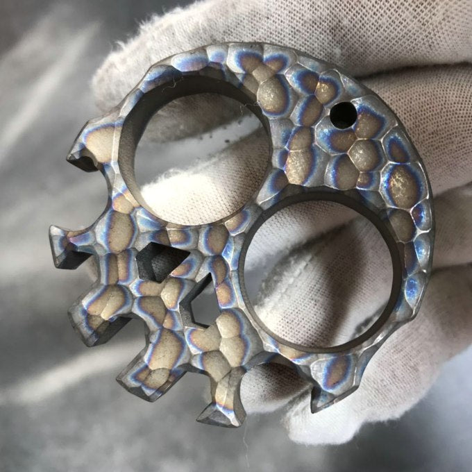 Octopus-Titanium Alloy Multi-Purpose Outdoor EDC Tool